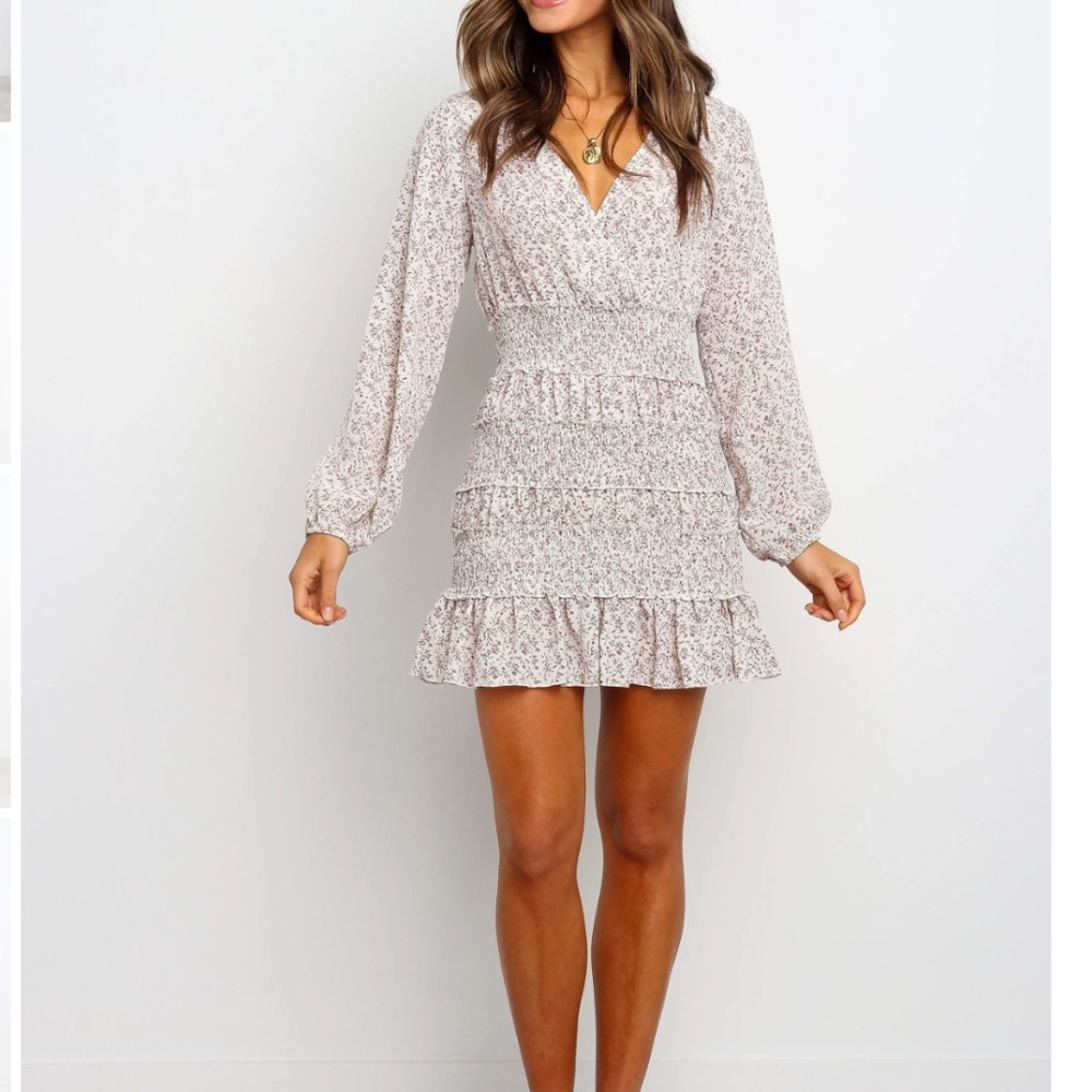 Ivory Floral dress NWT - Picture 2 of 8